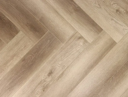 SPC Herringbone 2.0 Дуб Лимож Н020 (640*128*4,5) (16 шт./1,31 м)